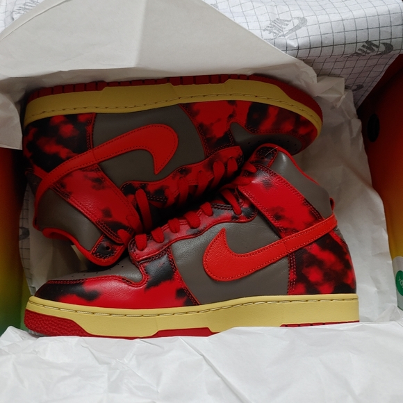 Nike Dunk High 1985 Red Acid Wash - Picture 2 of 8